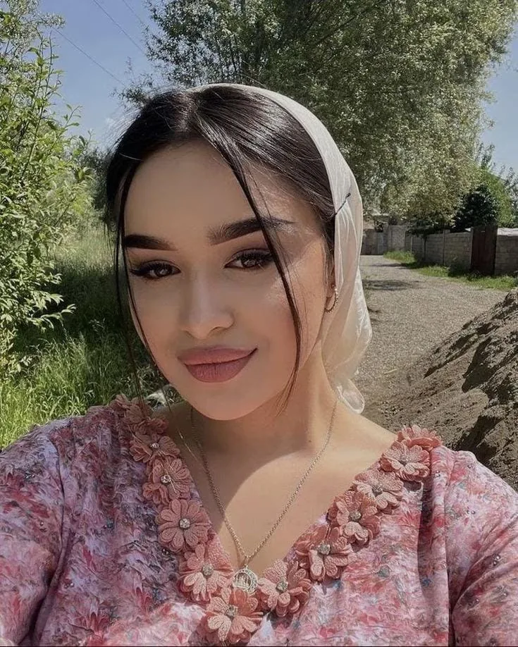Elif - Arnavutköy Escort