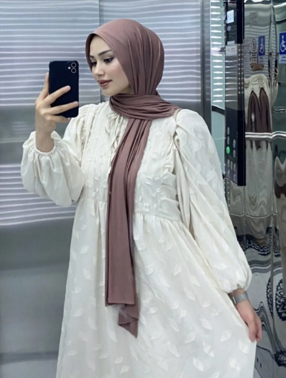 Gamze - Arnavutköy Escort