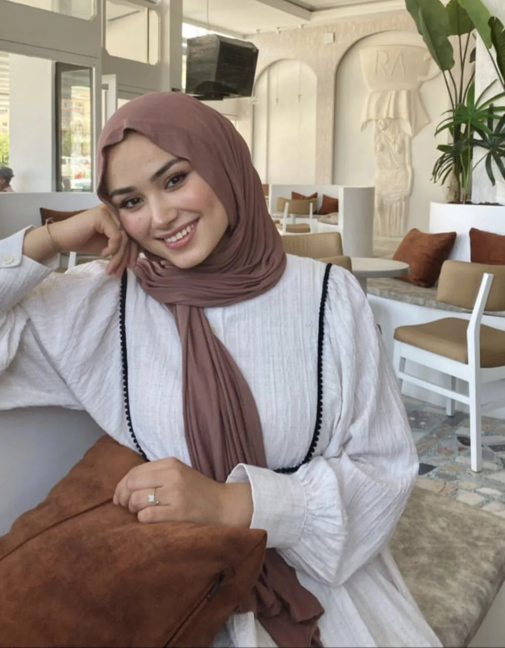 Gamze - Arnavutköy Escort