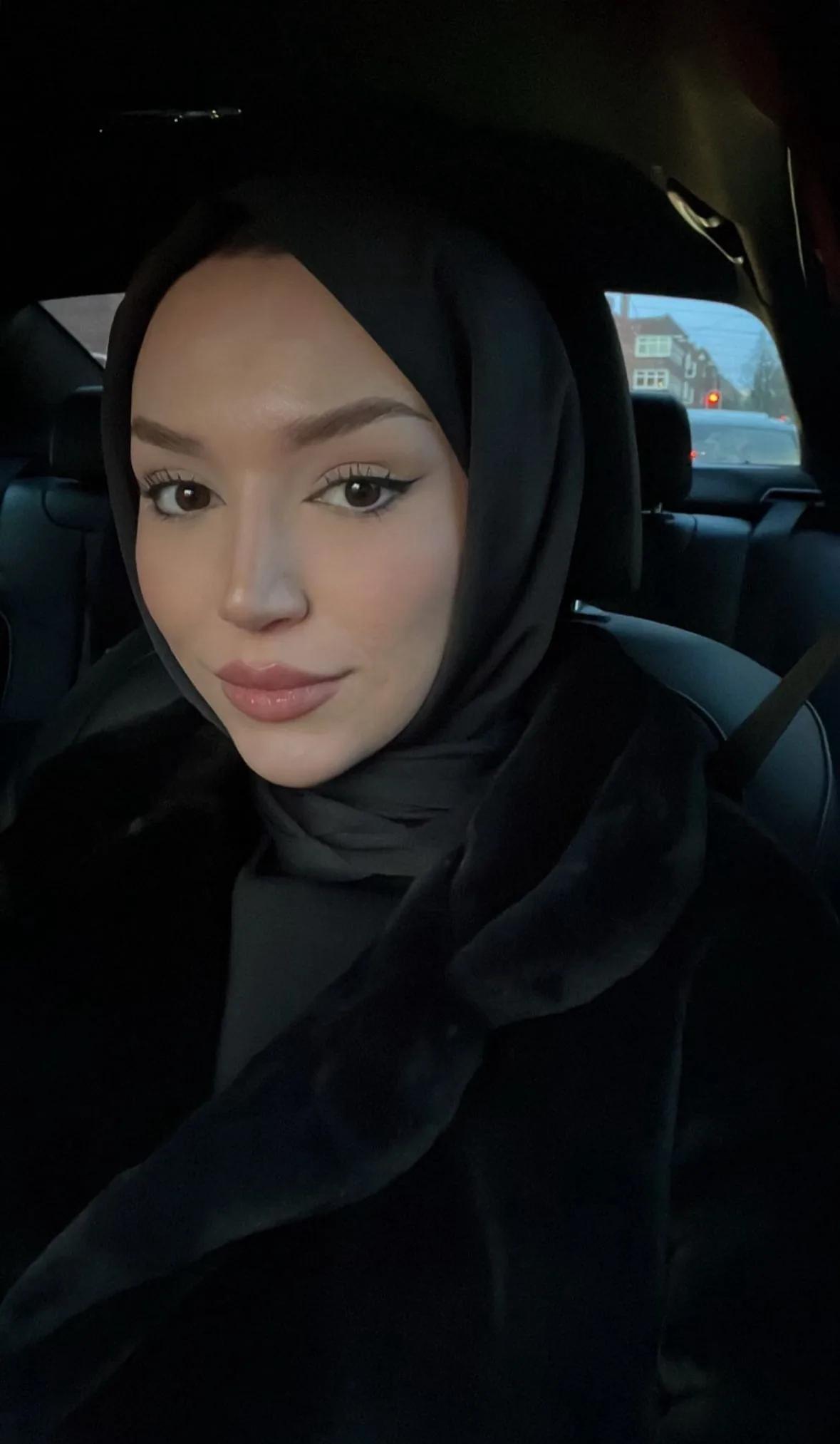 Bade - Arnavutköy Escort